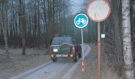 Dviratininkus terorizuoja visureigiais „lakstantys“ pasienieèiai Dviratininkus terorizuoja visureigiais „lakstantys“ pasienieèiai